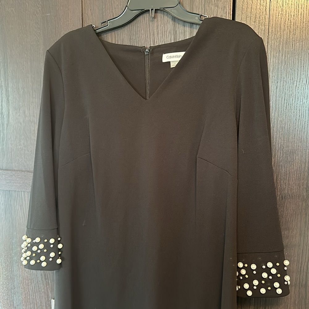 Calvin Klein Women’s Size 14W Black Dress with Quarter Length Sleeves w/ Pearls - Picture 2 of 5